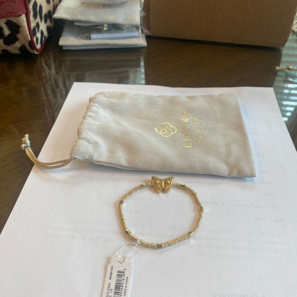 REG $45 KENDRA SCOTT GOLD HADLEY BUTTERFLY STRETCH BRACELET-VERY PRETTY - Picture 8 of 8